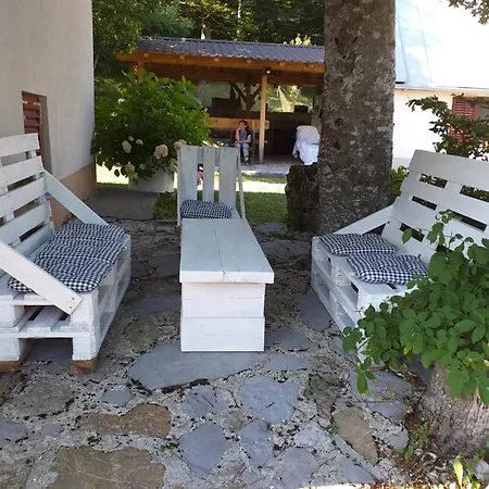 Baske Ostarije - Kuca Za Odmor *